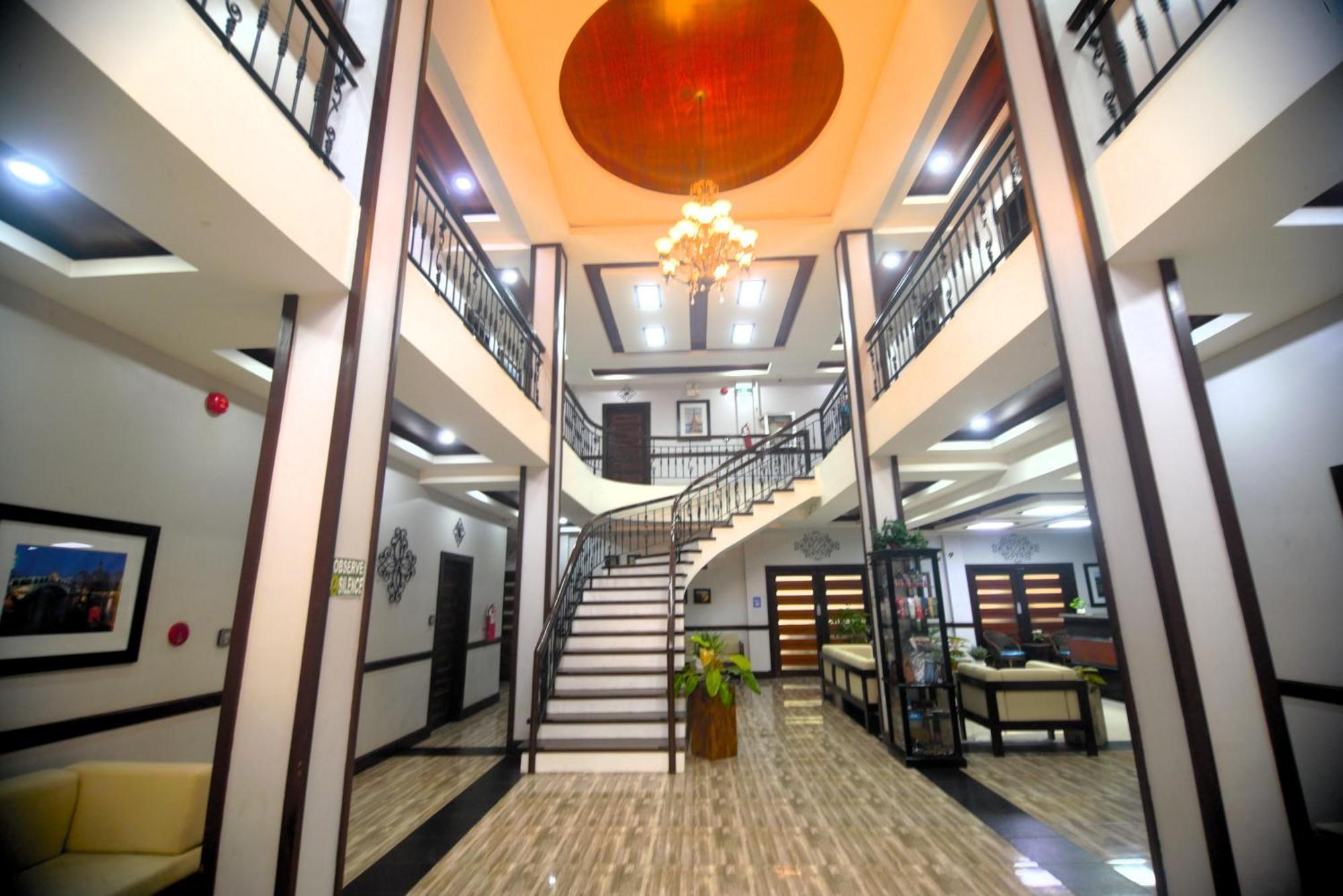 Hotel Gabriella Tagbilaran City Ngoại thất bức ảnh